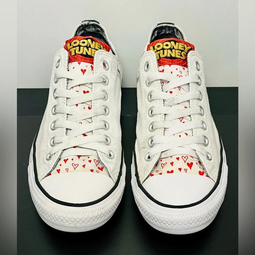 Converse “Pepe Le Pew” Chuck Taylor All Star